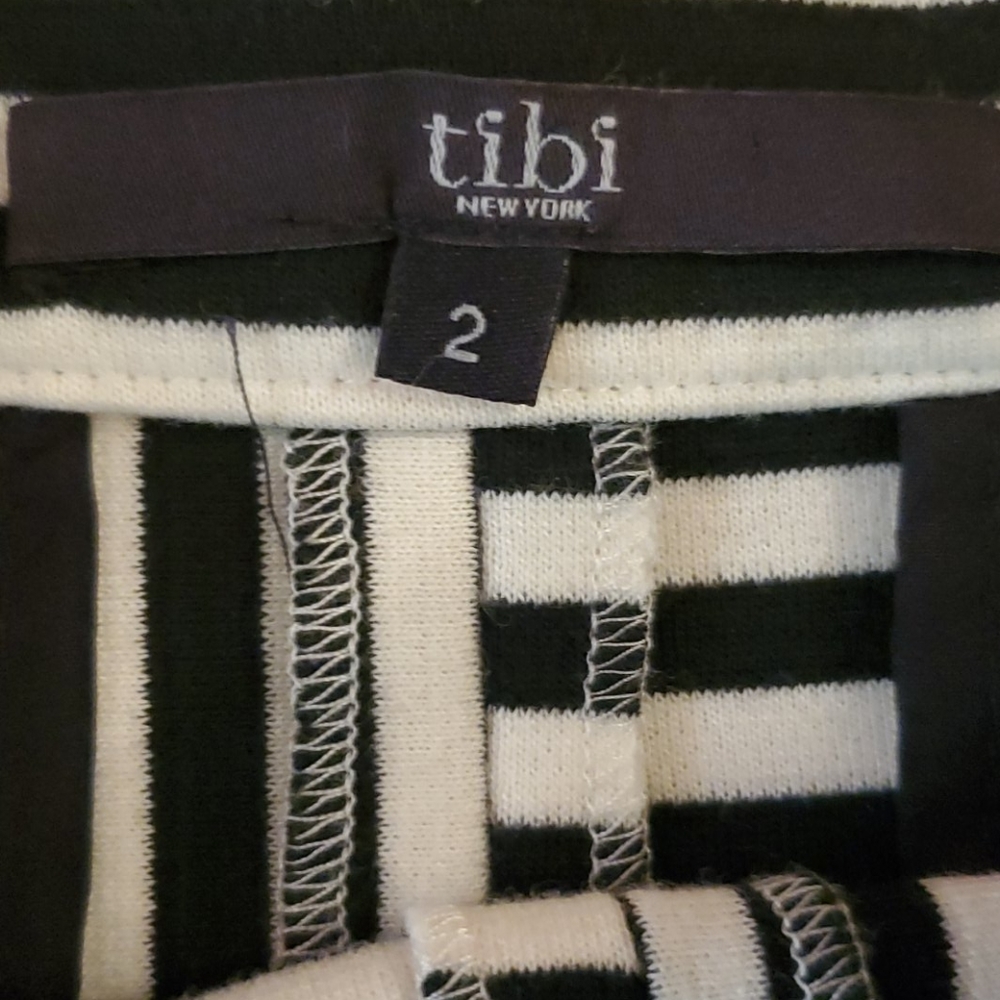 NWOT TIBI OF NEW YORK SHORTS 2 - Picture 5 of 14